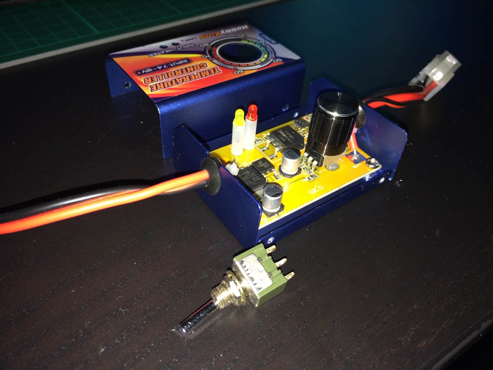 Anleitung SenderWindschutz mit Heizung bauen DroneZone.de