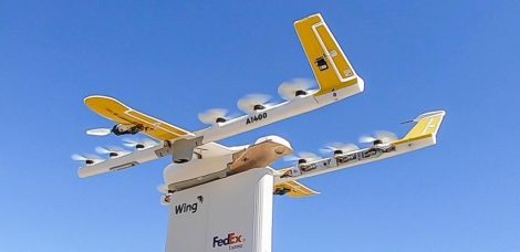 Wing Aviation Drohne mit FedEx Lieferung
