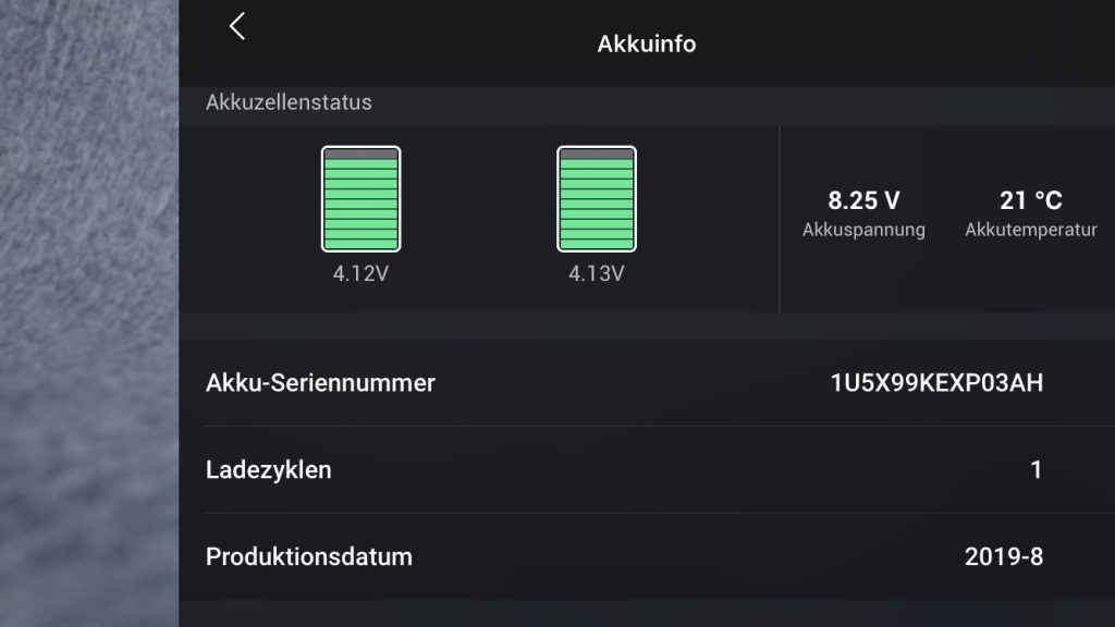 Spannung eines vollen Mavic Mini Akkus