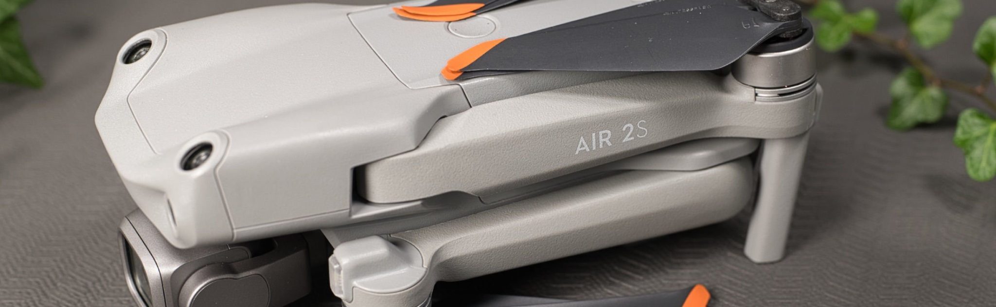Neues DJI Air 2S Combo mit DJI RC gesichtet - Drone-Zone.de