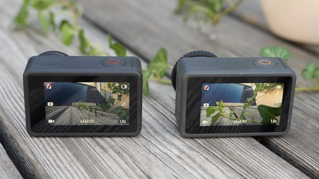 DJI Osmo Action 4 vs DJI Osmo Action 3 - Rückseite mit aktiviertem Display